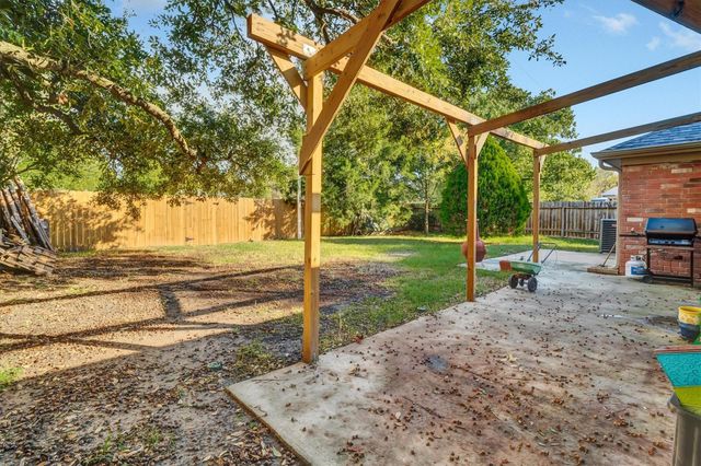 12310 Yearling Drive, Houston, TX 77065