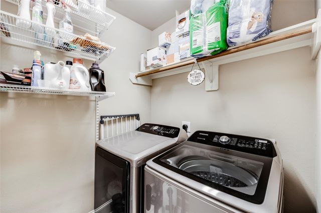 5212 Washington Avenue, Houston, TX 77007