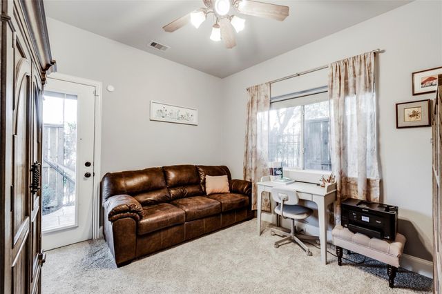 5212 Washington Avenue, Houston, TX 77007