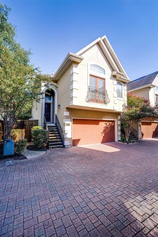 5212 Washington Avenue, Houston, TX 77007