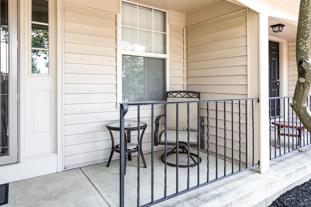 5364 Pickforde Drive, 110B, Columbus, OH 43235