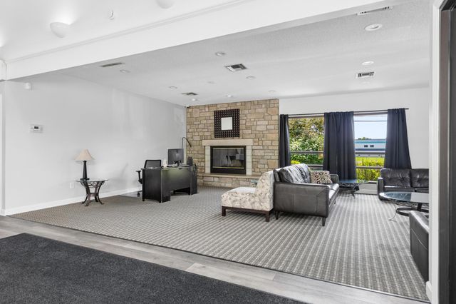 5364 Pickforde Drive, 110B, Columbus, OH 43235