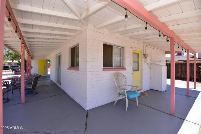 202 N 58TH Street, Mesa, AZ 85205