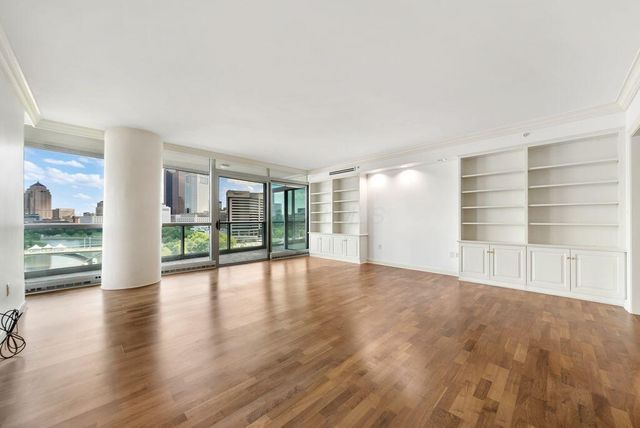 1 Miranova Place, 925, Columbus, OH 43215