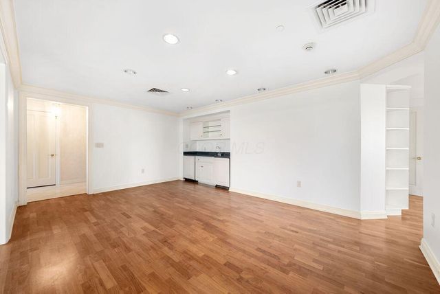 1 Miranova Place, 925, Columbus, OH 43215