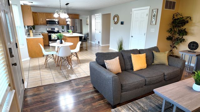 9115 Concert Way, Indianapolis, IN 46231
