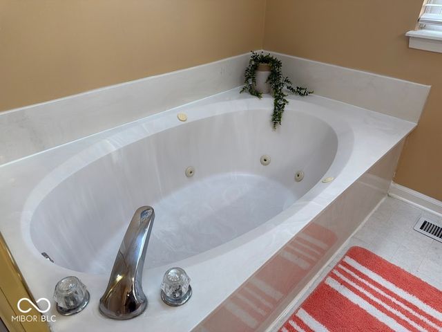 9115 Concert Way, Indianapolis, IN 46231