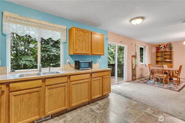 4945 Bowwood Circle NE, Bremerton, WA 98310