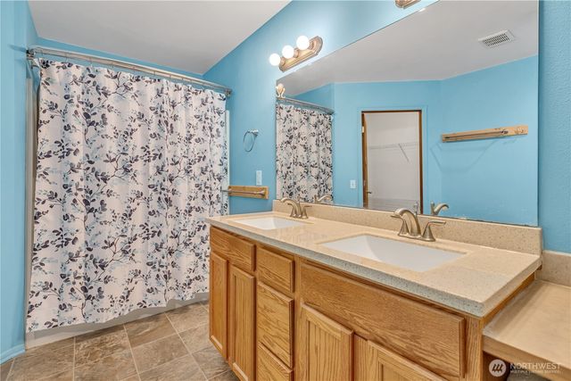 4945 Bowwood Circle NE, Bremerton, WA 98310
