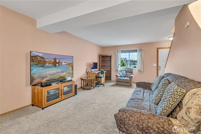 4945 Bowwood Circle NE, Bremerton, WA 98310