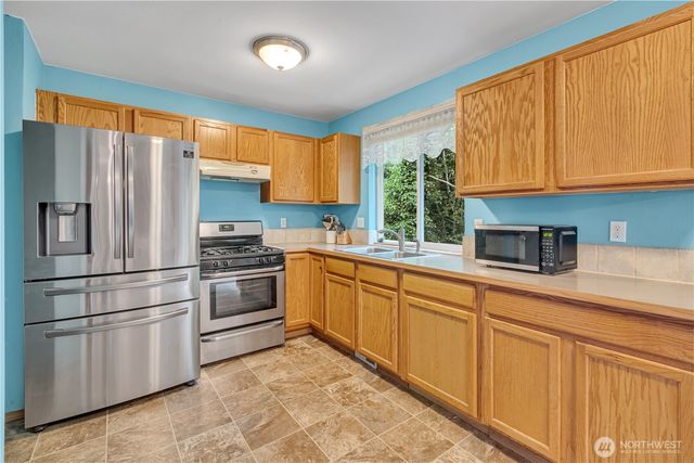 4945 Bowwood Circle NE, Bremerton, WA 98310