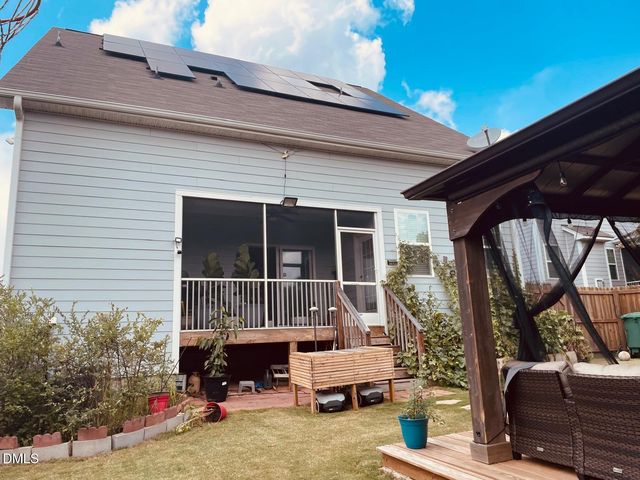 4860 Lily Garden Drive, Apex, NC 27539