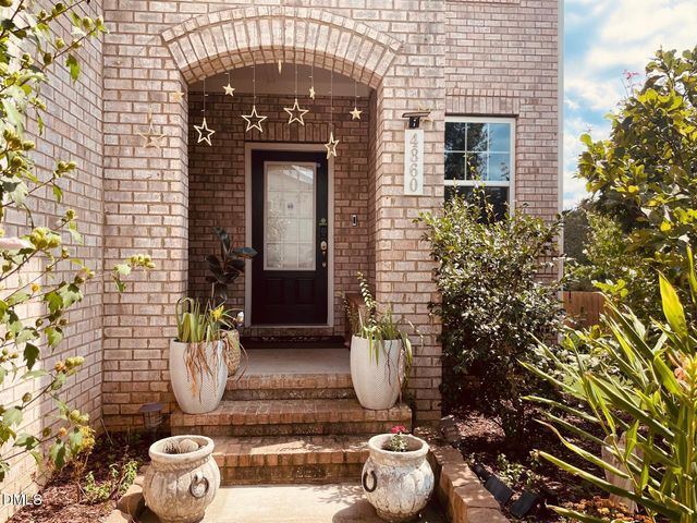 4860 Lily Garden Drive, Apex, NC 27539