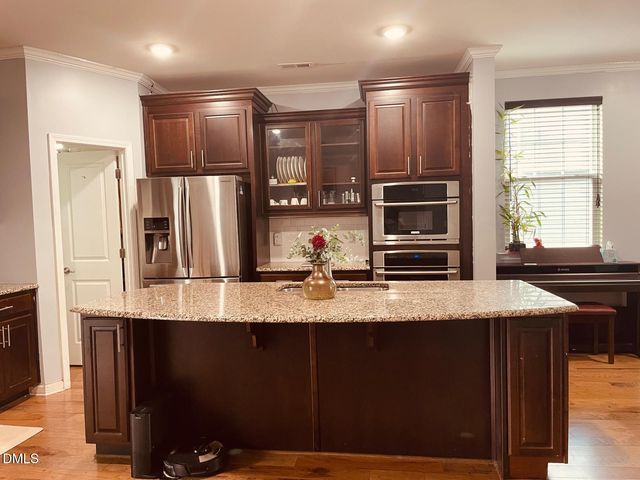 4860 Lily Garden Drive, Apex, NC 27539