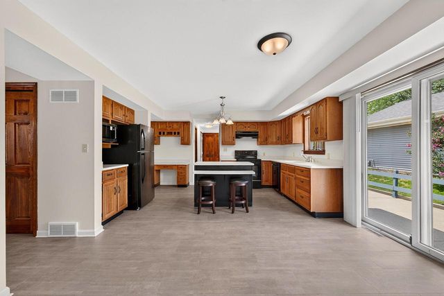 3110 Sherman COURT, South Milwaukee, WI 53172