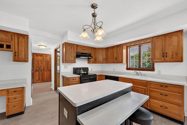 3110 Sherman COURT, South Milwaukee, WI 53172