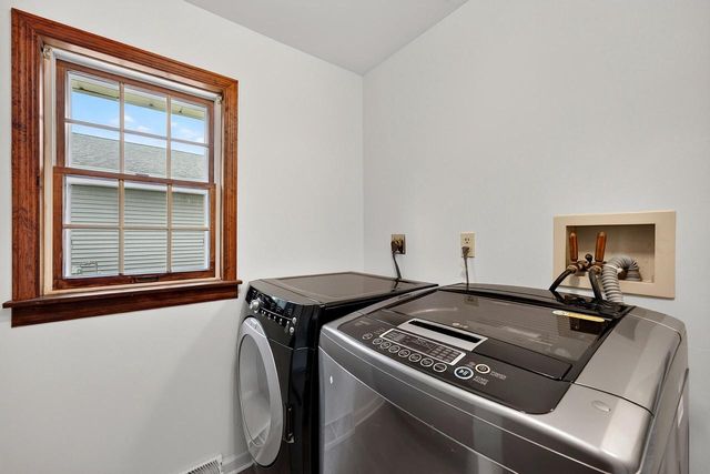 3110 Sherman COURT, South Milwaukee, WI 53172
