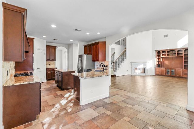 28019 Nobbe Hollow Drive, Katy, TX 77494