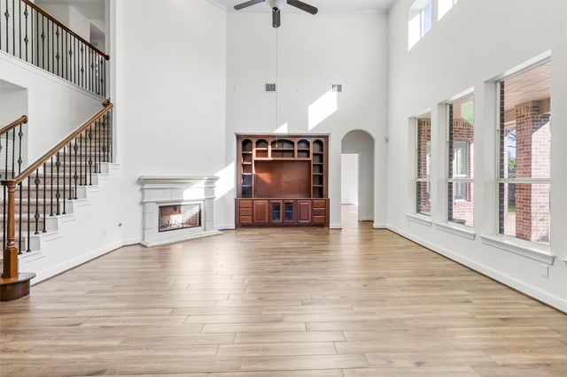 28019 Nobbe Hollow Drive, Katy, TX 77494