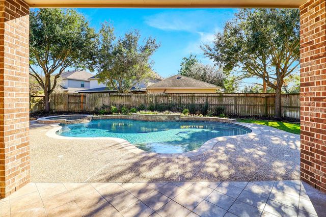 28019 Nobbe Hollow Drive, Katy, TX 77494