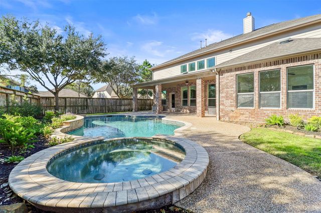 28019 Nobbe Hollow Drive, Katy, TX 77494