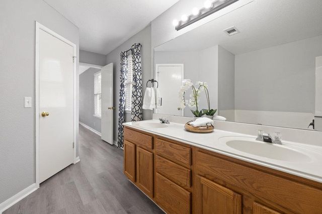 1000 Salvia CT, Leander, TX 78641