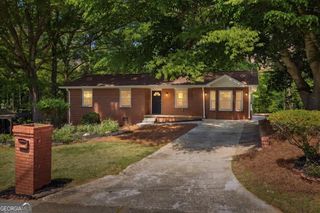 2522 Frost Drive SW, Marietta, GA 30008