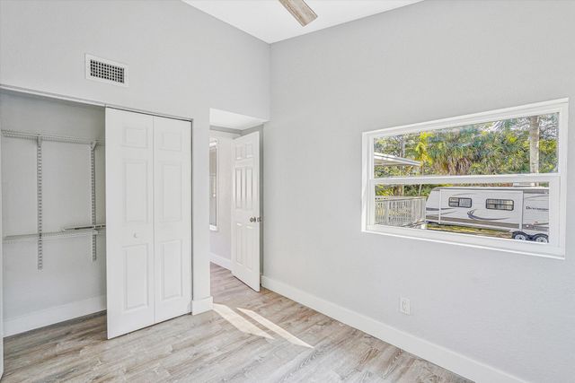 17852 94th Street N, Loxahatchee, FL 33470