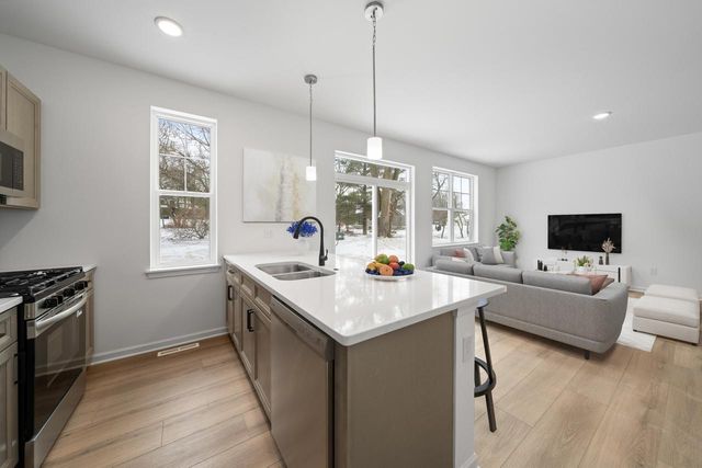 1589 Meadowview COURT, Whitewater, WI 53190