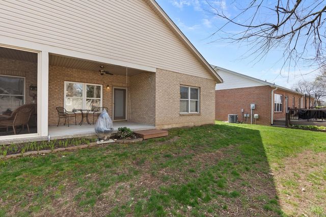 336 Lauryn Meadows Court, Fairfield, OH 45014