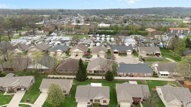 336 Lauryn Meadows Court, Fairfield, OH 45014