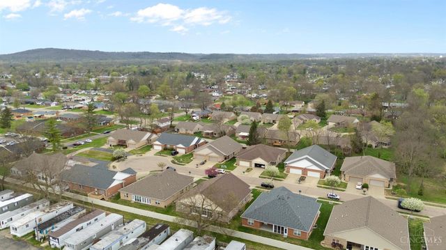 336 Lauryn Meadows Court, Fairfield, OH 45014