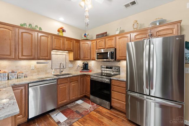 336 Lauryn Meadows Court, Fairfield, OH 45014