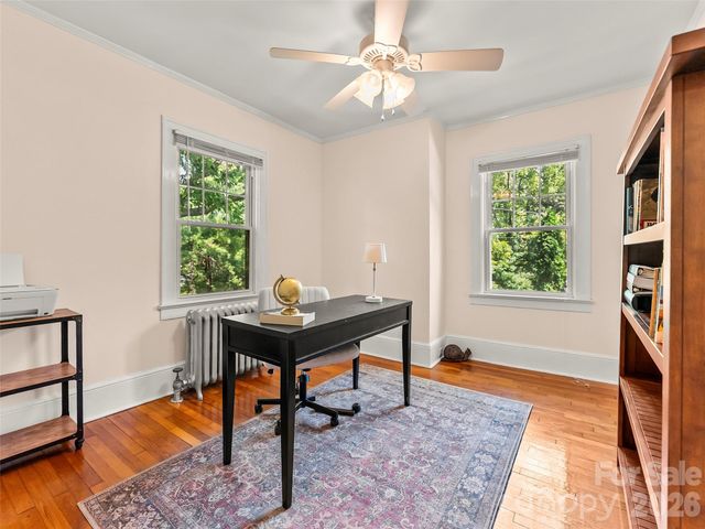 1 Kenilworth Road, Asheville, NC 28803