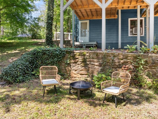 1 Kenilworth Road, Asheville, NC 28803