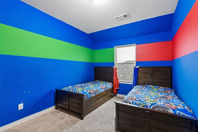 1813 Meadow Trail Lane, Aubrey, TX 76227