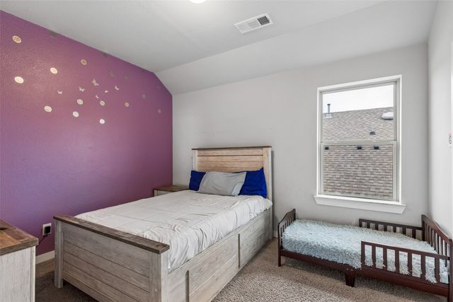 1813 Meadow Trail Lane, Aubrey, TX 76227