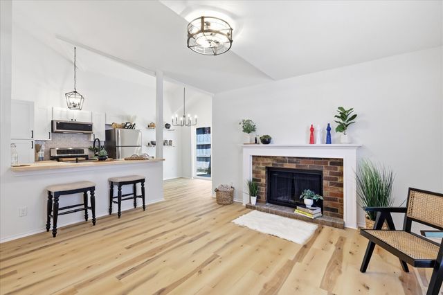 209 Rodeo Drive, Keller, TX 76248