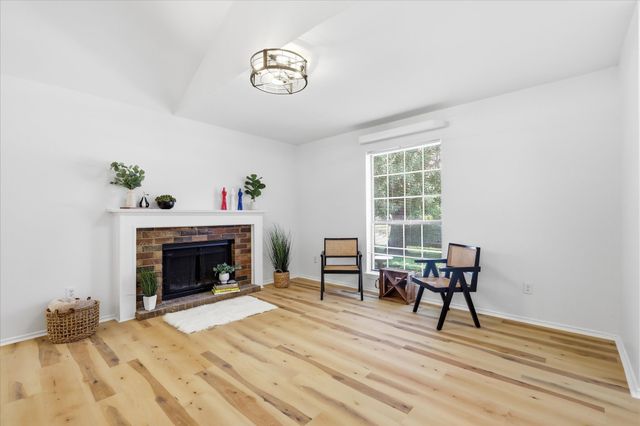 209 Rodeo Drive, Keller, TX 76248
