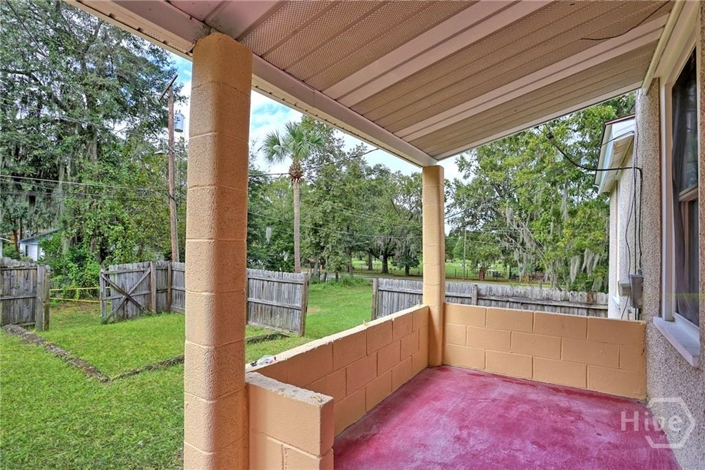 Image 28 of property listing at 1023 W 37th Street, Savannah, GA 31415