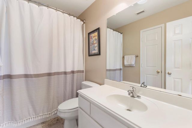 6 Tethered Vine Place, The Woodlands, TX 77382