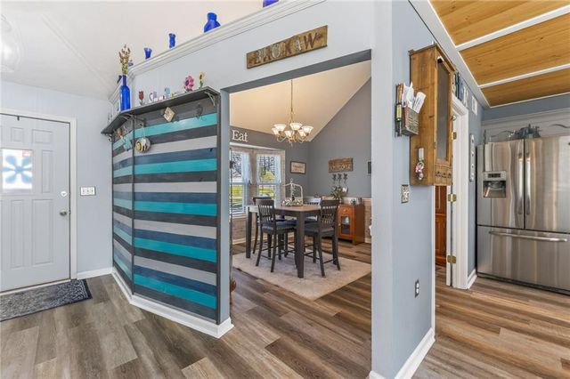 4412 NW PENNINGTON Lane, Blue Springs, MO 64015