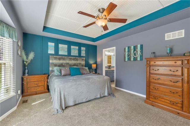 4412 NW PENNINGTON Lane, Blue Springs, MO 64015