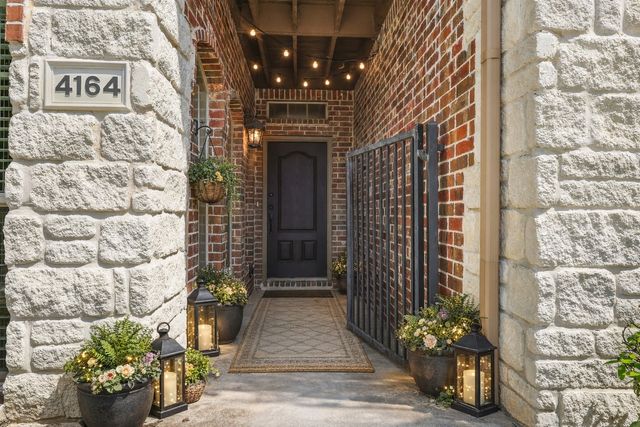 4164 Comanche Drive, Carrollton, TX 75010