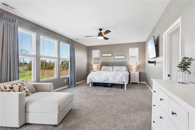 1 Dove Point TRL, Poquoson, VA 23662