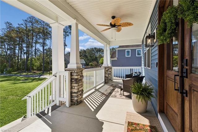 1 Dove Point TRL, Poquoson, VA 23662