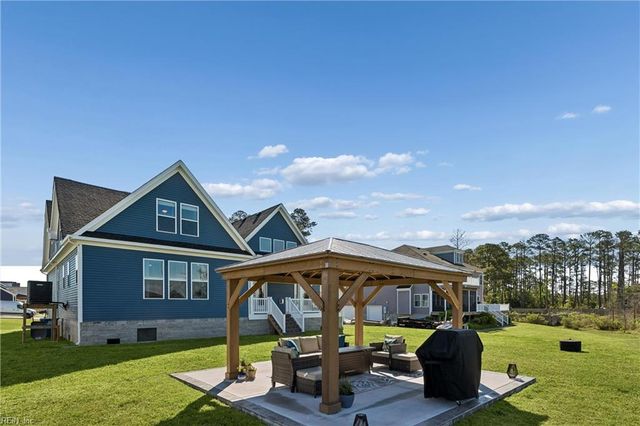 1 Dove Point TRL, Poquoson, VA 23662