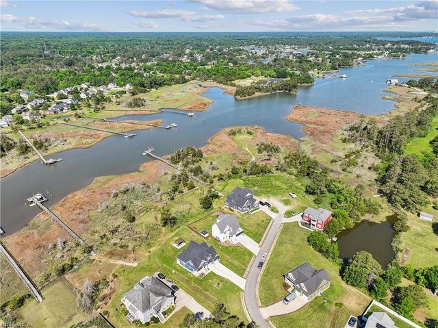 1 Dove Point TRL, Poquoson, VA 23662