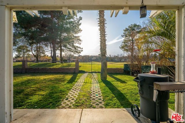 12960 Greensboro Road, Victorville, CA 92395