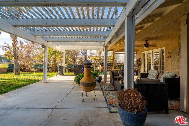 12960 Greensboro Road, Victorville, CA 92395